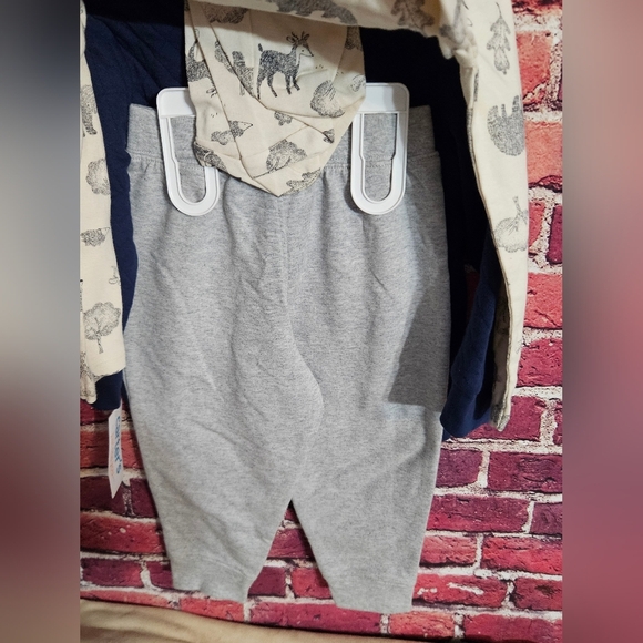 Carters 24mths Cream Animal Print Baby Onesie Gray Pants N Navy Pull Over - Picture 4 of 7
